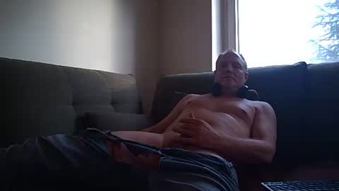 Snapshot of raffael303 chatting on 11-08-25, 02:39 raffael303 online show from 11-08-25, 02:39