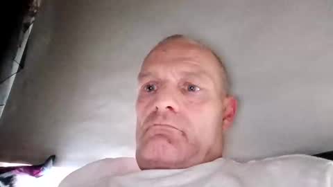 Bigthickdickinvic online show from 10-18-25, 09:04