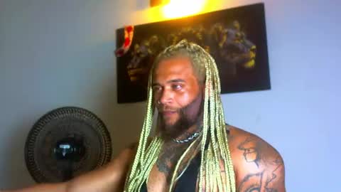 Snapshot of ragnarrock25 chatting on 07-18-26, 04:05 ragnar online show from 07-18-26, 04:05