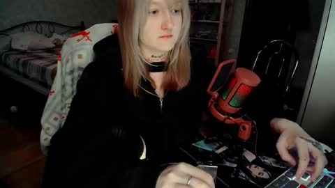 Kate online show from 03-06-26, 02:02