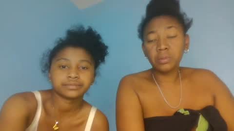 Snapshot of raiisaaa chatting on 07-28-26, 02:13 raiisaaa online show from 07-28-26, 02:13