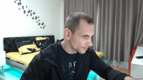 raimondwild online show from 04-30-26, 09:37