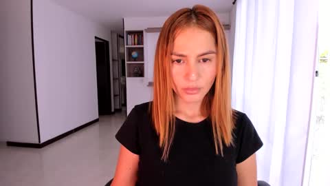 Jennyindependent model . online show from 03-08-25, 07:53