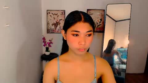 raindrizzle1706 online show from 12-15-25, 12:15