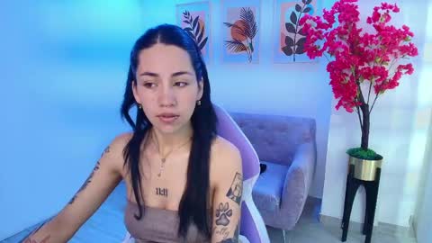 Rainy  online show from 05-22-26, 12:00