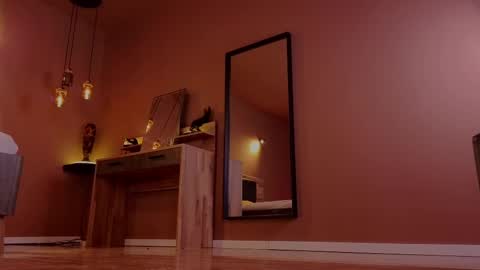 Raisa online show from 02-26-25, 07:31