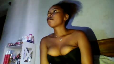 raissa38 online show from 11-16-25, 11:05
