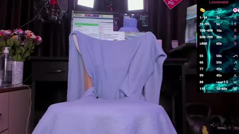 Laura online show from 03-29-26, 02:55