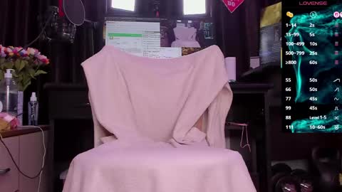 Laura online show from 06-09-26, 02:56