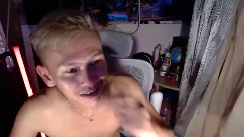 ralfhuge24 online show from 03-23-26, 04:38