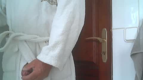 Snapshot of ralfilo chatting on 05-12-26, 07:49 ralfilo online show from 05-12-26, 07:49