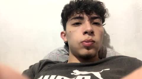 Snapshot of ramiroo2312 chatting on 10-04-25, 01:58 ramiroo2312 online show from 10-04-25, 01:58