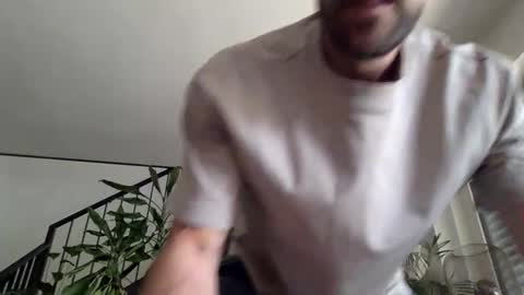 Snapshot of ramler0815 chatting on 05-04-26, 10:00 ramler0815 online show from 05-04-26, 10:00