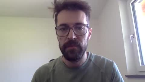 Snapshot of ramler0815 chatting on 05-22-26, 09:15 ramler0815 online show from 05-22-26, 09:15