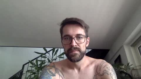 Snapshot of ramler0815 chatting on 06-17-26, 07:33 ramler0815 online show from 06-17-26, 07:33