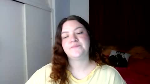 Snapshot of ramona15 chatting on 05-29-26, 10:52 Ramona online show from 05-29-26, 10:52