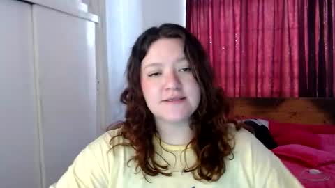 Snapshot of ramona15 chatting on 06-11-26, 09:24 Ramona online show from 06-11-26, 09:24