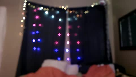 Snapshot of ramonaquinn chatting on 01-20-25, 11:21 RAMONA Q online show from 01-20-25, 11:21