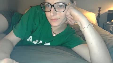Snapshot of ramonaquinn chatting on 03-30-26, 10:05 RAMONA Q online show from 03-30-26, 10:05