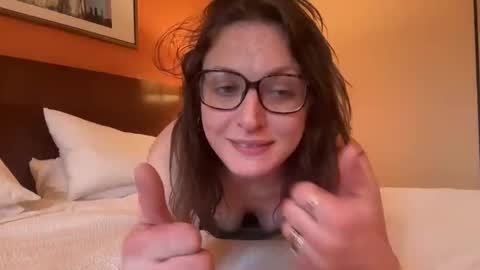 Snapshot of ramonaquinn chatting on 04-01-26, 01:34 RAMONA Q online show from 04-01-26, 01:34