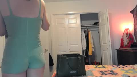 Snapshot of ramonaquinn chatting on 05-14-26, 07:37 RAMONA Q online show from 05-14-26, 07:37