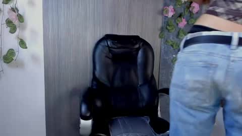 Snapshot of ramonasmith chatting on 05-03-26, 02:12 Ramona online show from 05-03-26, 02:12