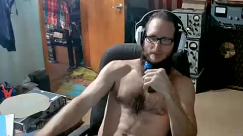 Randall online show from 10-21-25, 08:42