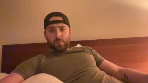 Snapshot of randomdude5950 chatting on 12-16-24, 02:04 randomdude5950 online show from 12-16-24, 02:04