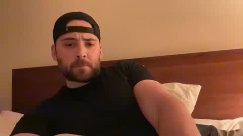 Snapshot of randomdude5950 chatting on 03-03-25, 04:58 randomdude5950 online show from 03-03-25, 04:58