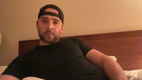 Snapshot of randomdude5950 chatting on 11-05-25, 01:16 randomdude5950 online show from 11-05-25, 01:16