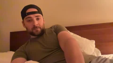 Snapshot of randomdude5950 chatting on 11-10-25, 01:26 randomdude5950 online show from 11-10-25, 01:26