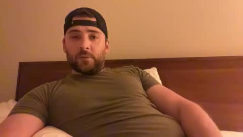 Snapshot of randomdude5950 chatting on 04-13-26, 02:39 randomdude5950 online show from 04-13-26, 02:39