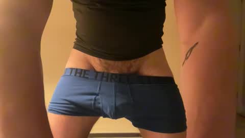 Snapshot of randomdude5950 chatting on 04-15-26, 01:23 randomdude5950 online show from 04-15-26, 01:23