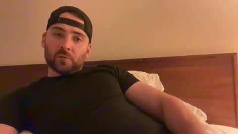 randomdude5950 online show from 06-08-26, 02:01