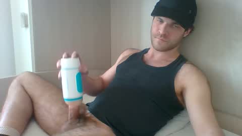 Snapshot of randomguy_42 chatting on 03-09-26, 12:09 randomguy_42 online show from 03-09-26, 12:09