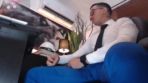 Snapshot of randylukehot chatting on 01-09-25, 10:52 randylukehot online show from 01-09-25, 10:52