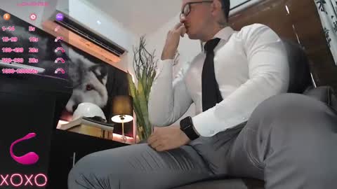 Snapshot of randylukehot chatting on 09-09-25, 06:51 randylukehot online show from 09-09-25, 06:51