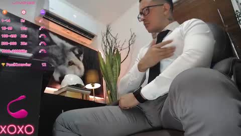 Snapshot of randylukehot chatting on 09-22-25, 05:15 randylukehot online show from 09-22-25, 05:15