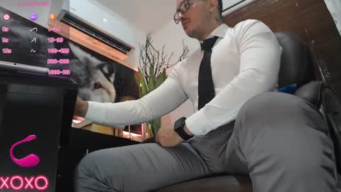 Snapshot of randylukehot chatting on 09-27-25, 07:08 randylukehot online show from 09-27-25, 07:08