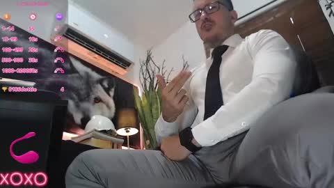 Snapshot of randylukehot chatting on 10-04-25, 07:01 randylukehot online show from 10-04-25, 07:01