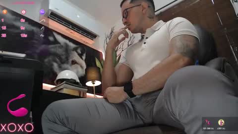 Snapshot of randylukehot chatting on 10-31-25, 07:26 randylukehot online show from 10-31-25, 07:26