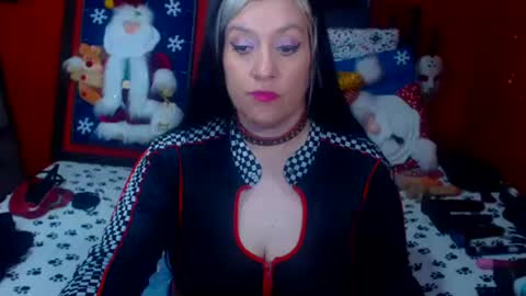 Snapshot of randymaturex01 chatting on 12-15-24, 02:41 Sonia online show from 12-15-24, 02:41