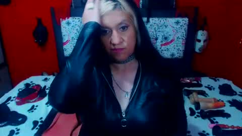 Snapshot of randymaturex01 chatting on 01-10-25, 12:06 Sonia online show from 01-10-25, 12:06