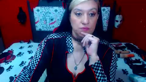 Snapshot of randymaturex01 chatting on 01-23-25, 12:57 Sonia online show from 01-23-25, 12:57
