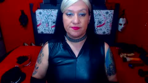 Snapshot of randymaturex01 chatting on 02-06-25, 06:56 Sonia online show from 02-06-25, 06:56