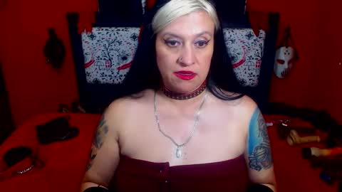 Snapshot of randymaturex01 chatting on 02-20-25, 02:40 Sonia online show from 02-20-25, 02:40