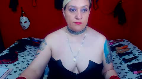Snapshot of randymaturex01 chatting on 09-10-25, 02:00 Sonia online show from 09-10-25, 02:00