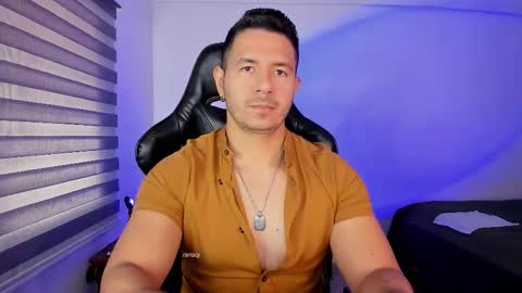 Jonas online show from 11-18-25, 02:10