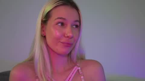 Snapshot of rany_thompson chatting on 05-02-26, 09:14 Rany Thompson online show from 05-02-26, 09:14
