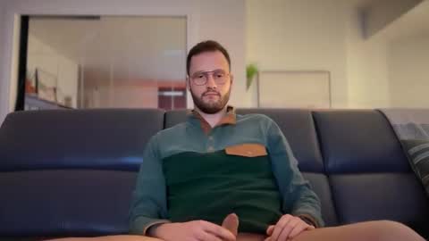 Raph online show from 02-28-26, 10:55